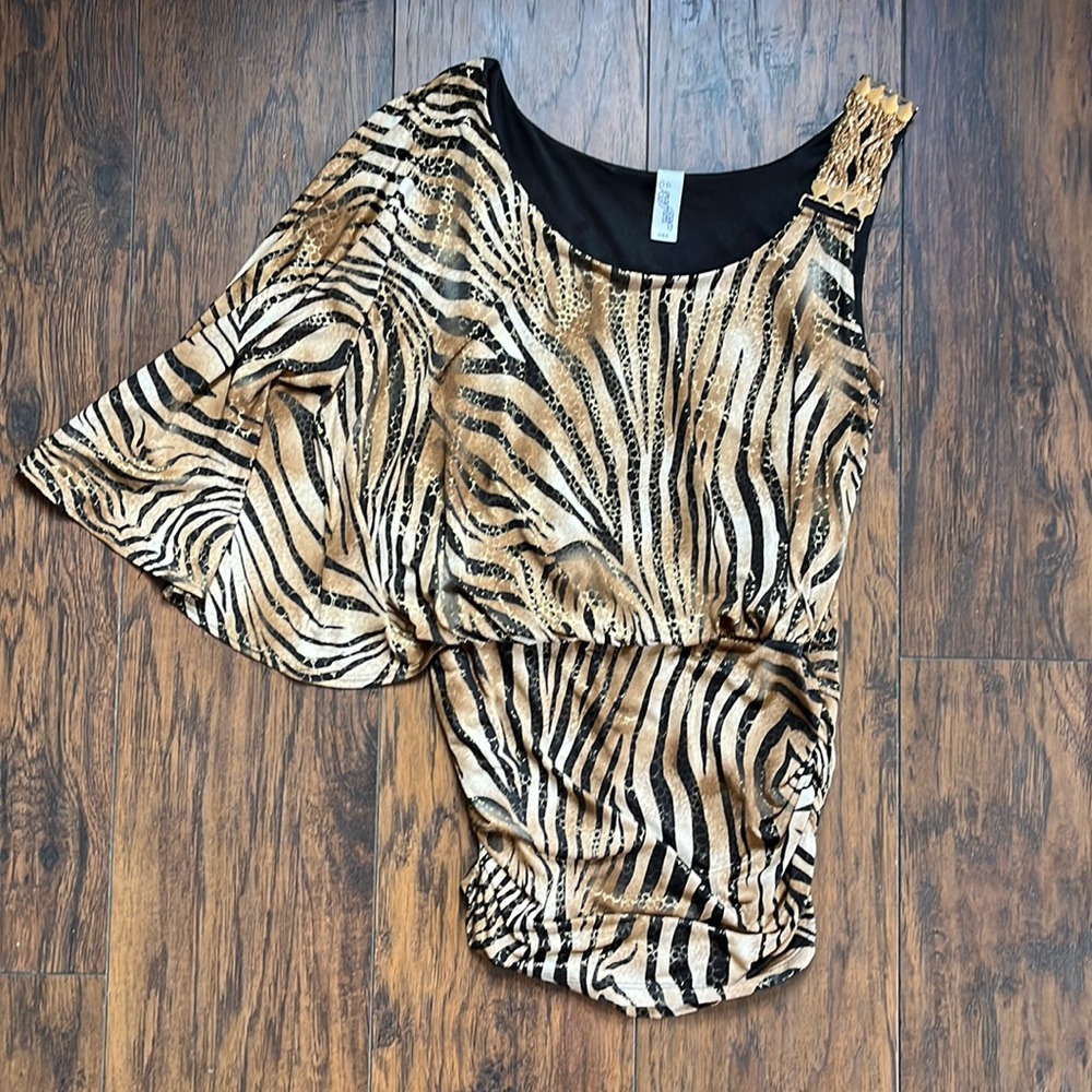 C. Graffiti Black/Tan Animal Print One Sleeve Blouse